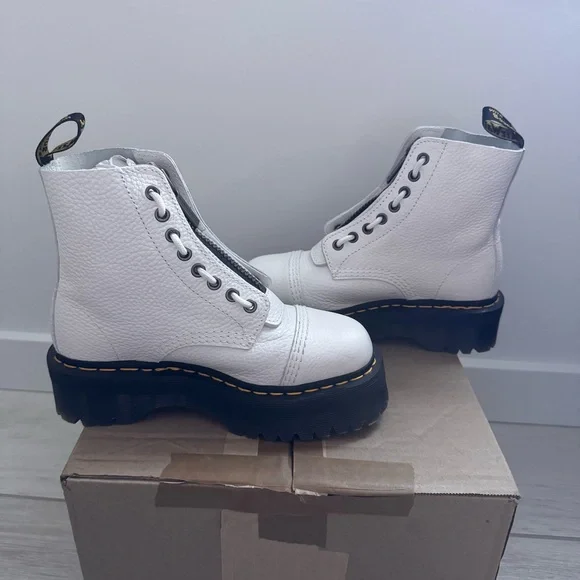 Dr. Martens Sinclair Platform Bootie (white) - Picture 6 of 9